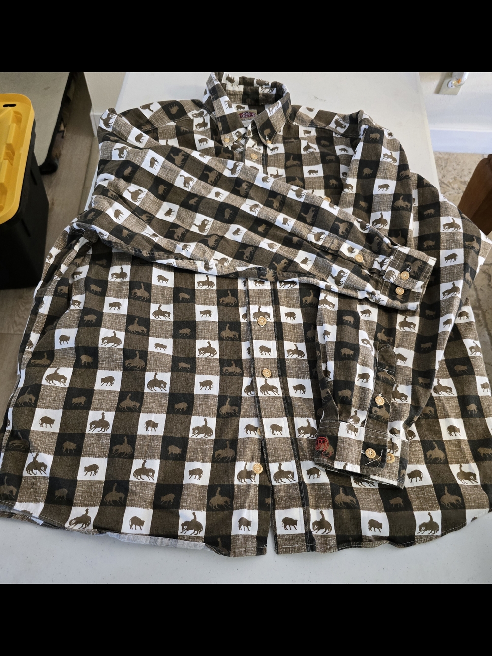 Barn Fly Men's Large Brown and White Check Casual Button-Down Shirt Animal Motif